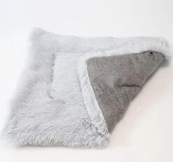 Reayou Kattenmand - Kattenkussen - Kattenbed Hondenkussen - Hondenmand - Grijs- 51 X 61 Cm 25 Reayou Kattenmand - Kattenkussen - Kattenbed Hondenkussen - Hondenmand - Grijs- 51 X 61 Cm -Hondenspullen Verkoop 1200x1129 7