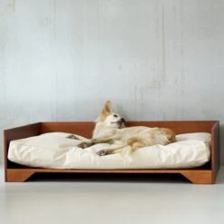 STUDIO ANIMAUX Hondenmand Met Katoenen Kussen (maat L) | 119 X 76,5 Cm | Hondenbed | Hondensofa | Hondenbank | Hout | Bruin -Hondenspullen Verkoop 1200x1200 423