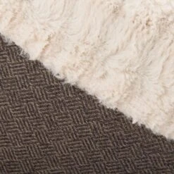 Scruffs Ellen Donut - Warme Hondenmand Van Imitatiebont - Kleur Grijs, Roze Of Bruin - Maat M Of L - Kleur: Grijs, Maat: Medium 23 Scruffs Ellen Donut - Warme Hondenmand Van Imitatiebont - Kleur Grijs, Roze Of Bruin - Maat M Of L - Kleur: Grijs, Maat: Medium -Hondenspullen Verkoop 1200x1200 546