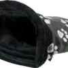 Trixie Relax Slaapzak Jimmy Zwart Met Pootprint -Hondenspullen Verkoop 1200x763 3
