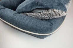 I-CiGO Homy Luxe - Hondenmand - In-kussen Dubbelzijdig Gebruik 70x60xH14cm/Blauw -Hondenspullen Verkoop 1200x798 7