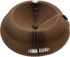 District 70 MAZE 3-in-1 Opvouwbare Kartonnen Kattenmand - Inclusief Catnip Balletje - Voor Slapen, Spelen En Krabben! 27 District 70 MAZE 3-in-1 Opvouwbare Kartonnen Kattenmand - Inclusief Catnip Balletje - Voor Slapen, Spelen En Krabben! -Hondenspullen Verkoop 1200x973